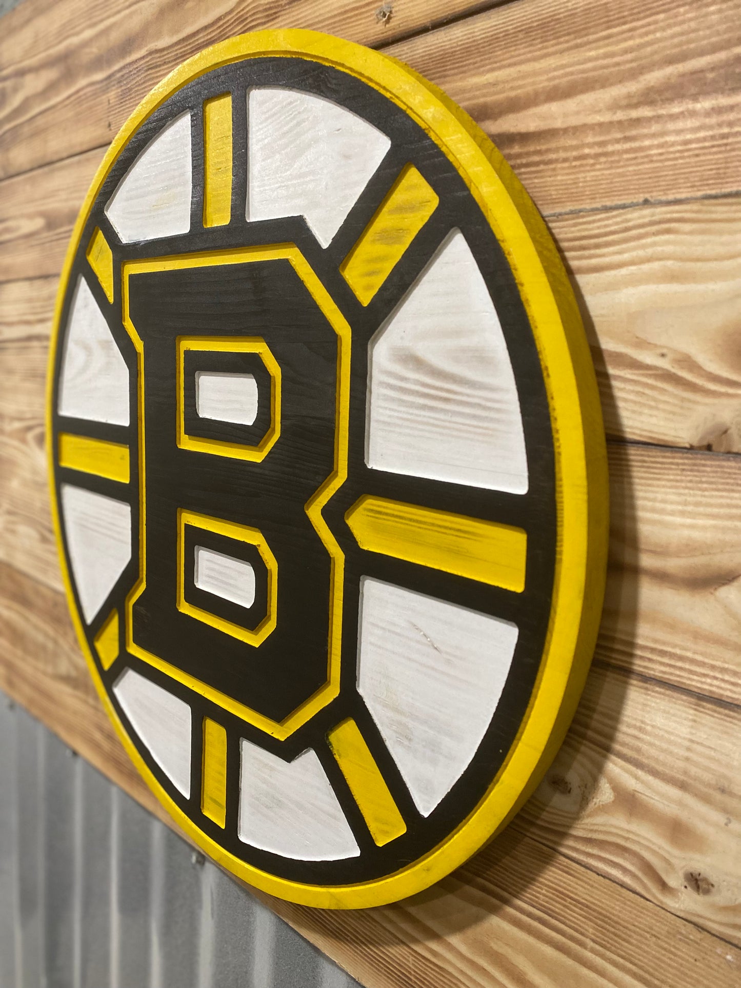 Boston Bruins Sign